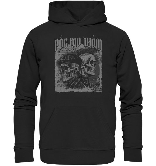 Póg Mo Thóin Streetwear "Flatcap & Mohawk Skulls I" - Organic Hoodie