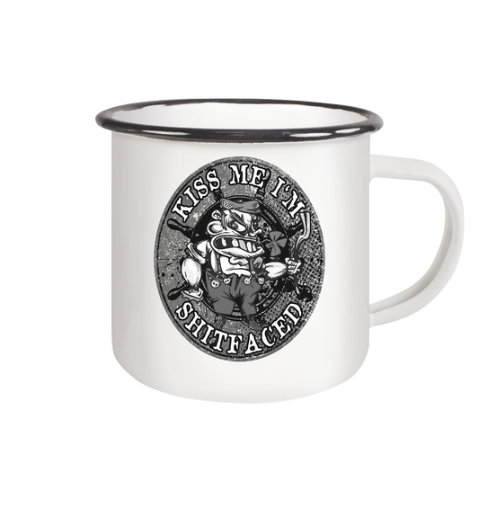 Kiss Me I'm Shitfaced - Emaille Tasse (Black)